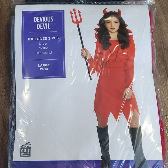 Girls Large 12/14 "Devious Devil" Halloween costume.   New in package - Picture 2 of 4